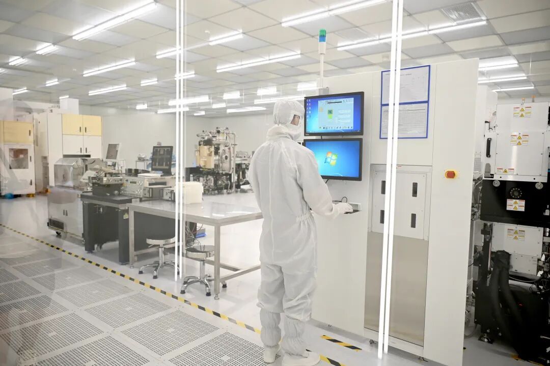 重慶首個8英寸MEMS“超級工廠”投產 西部創新的新引擎